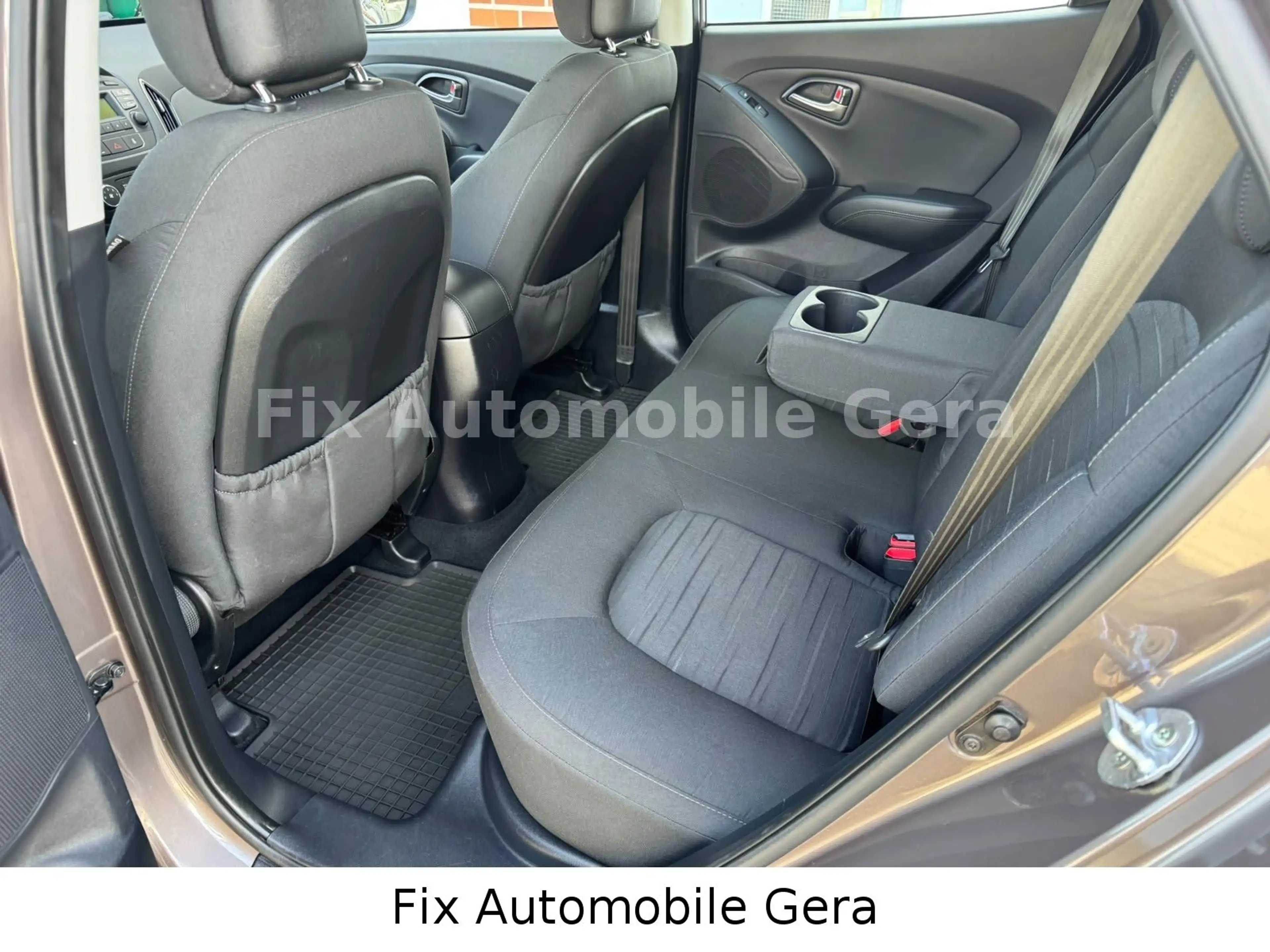 Hyundai iX35 1.6 GDI 2WD*1.Hand*68Tkm*HU/AU8/28*Insp.Neu — photo 12