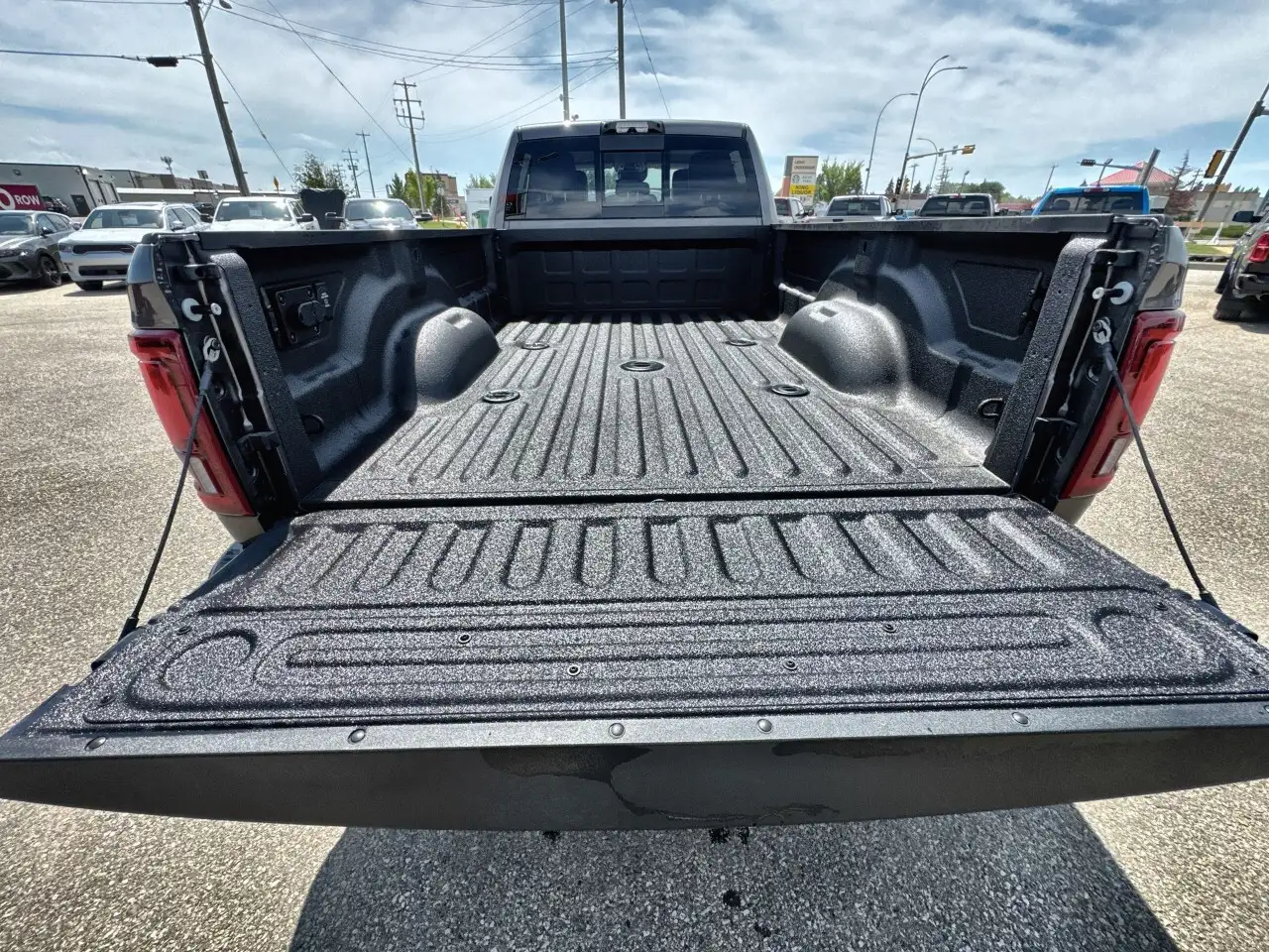 RAM 3500 снимка RAM 3500
