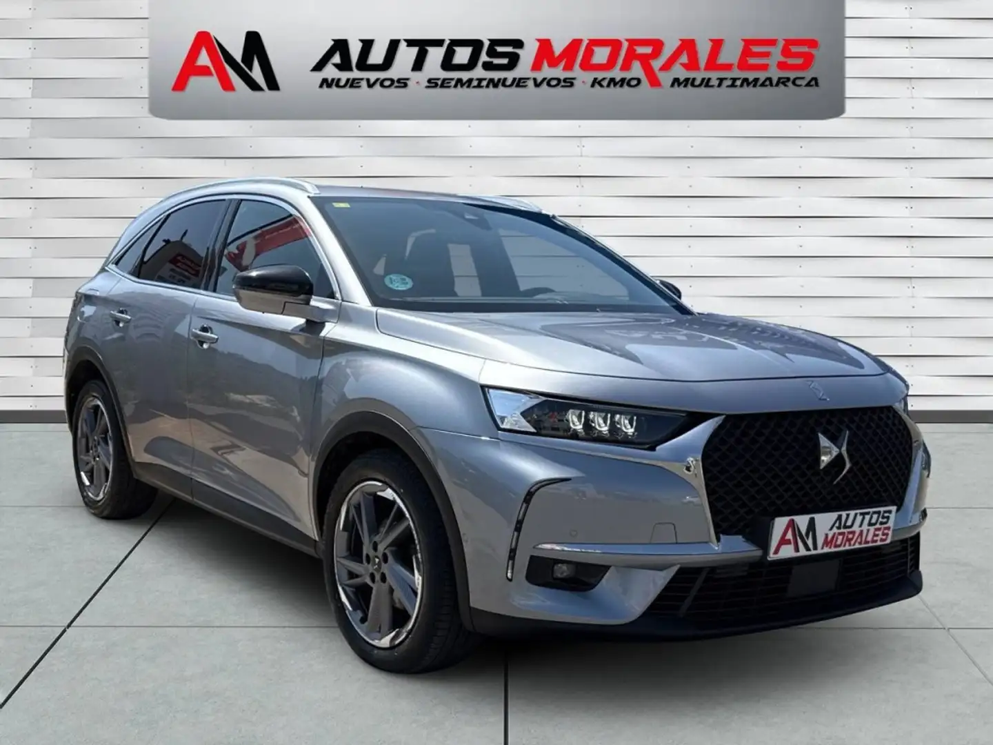 DS Automobiles DS 7 Crossback 2.0BlueHDi Chic Aut. Grau - 1