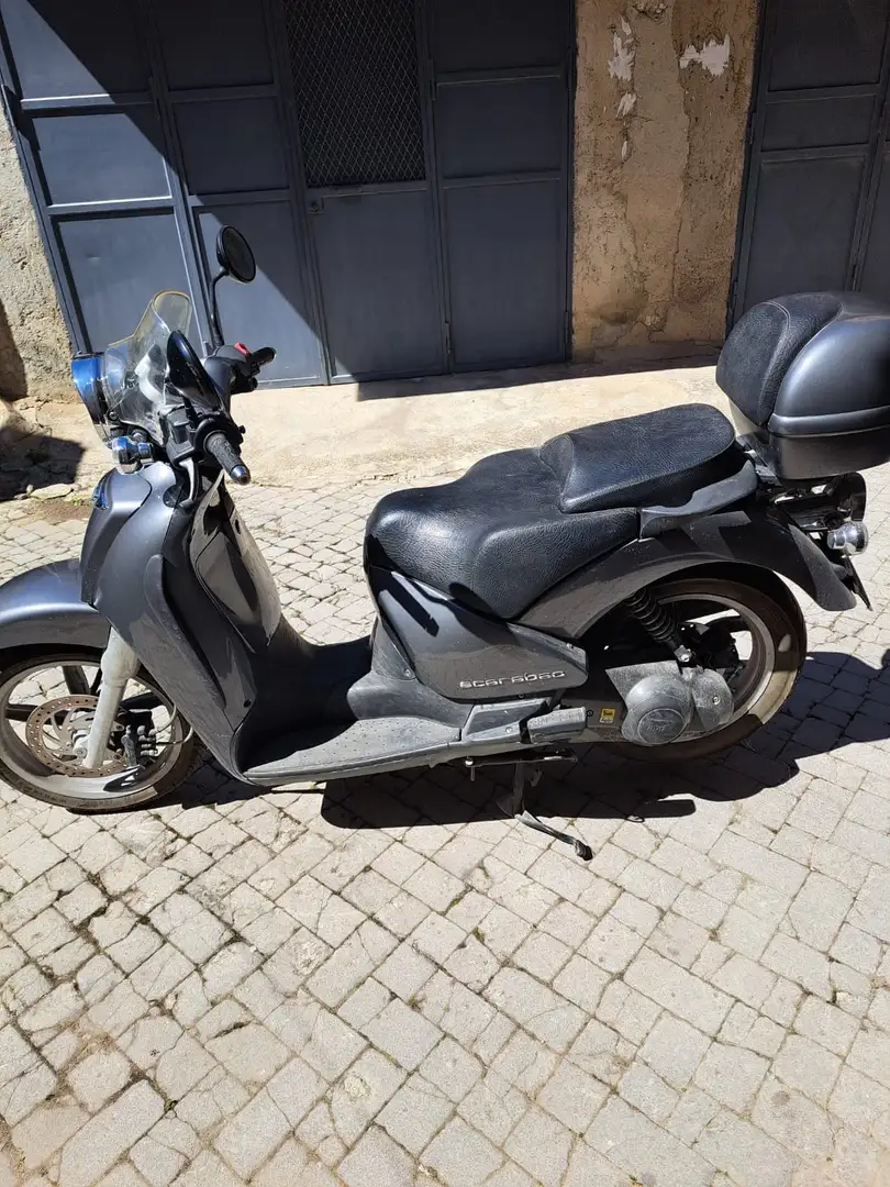 Aprilia Scarabeo - 1