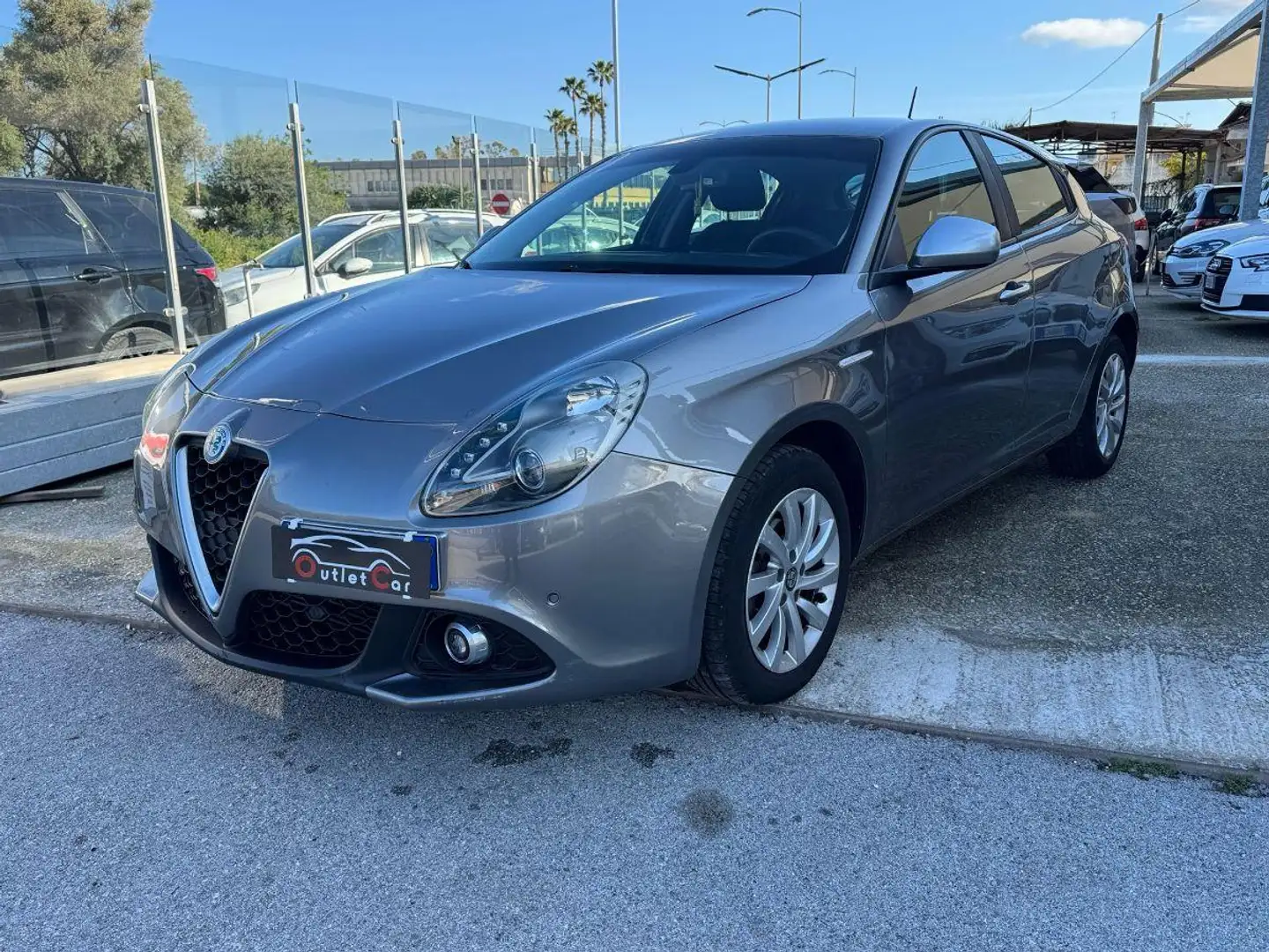 Alfa Romeo Giulietta 1.6 JTDm 120 CV Super L.E. Gris - 2
