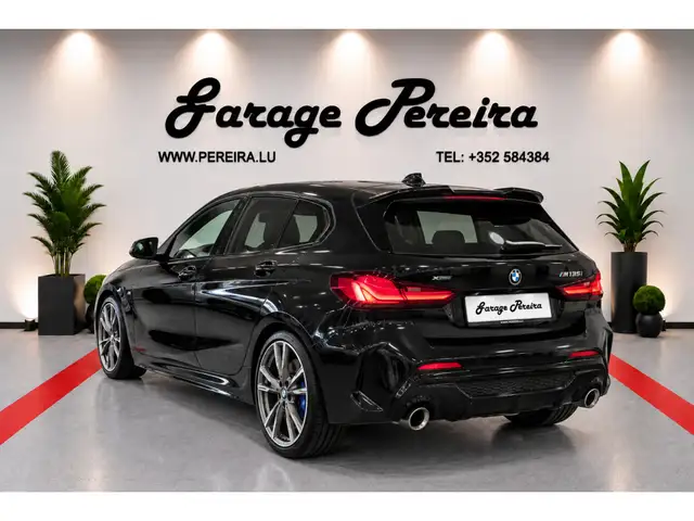 BMW 1 Series view 3