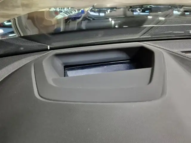 BMW 1 Series view 10