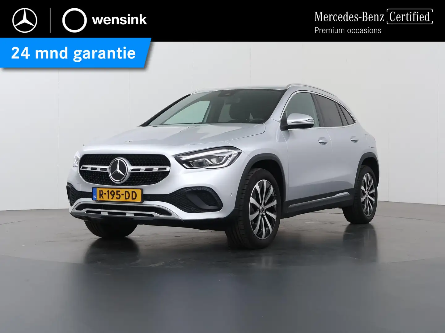 Mercedes-Benz GLA 180 Luxury Line | Keyless | 19" lichtmetalen velgen | Grijs - 1