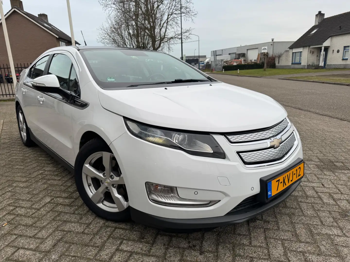 Chevrolet Volt 1.4 LT Hybride Camera,PDC, Leer Weiß - 2