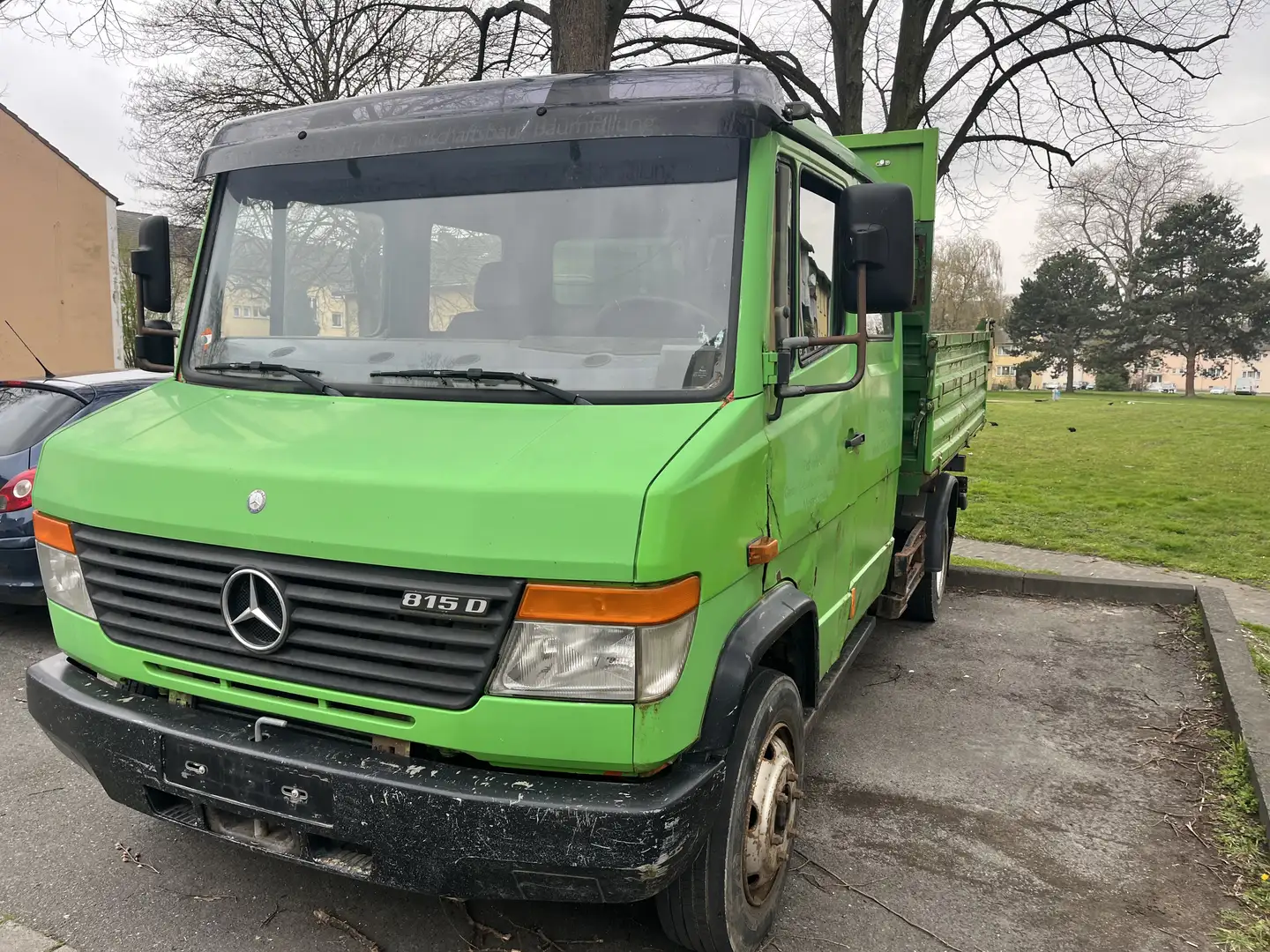 Mercedes-Benz Vario Vario 815 D.Miller drei seiten Kipper Grün - 1