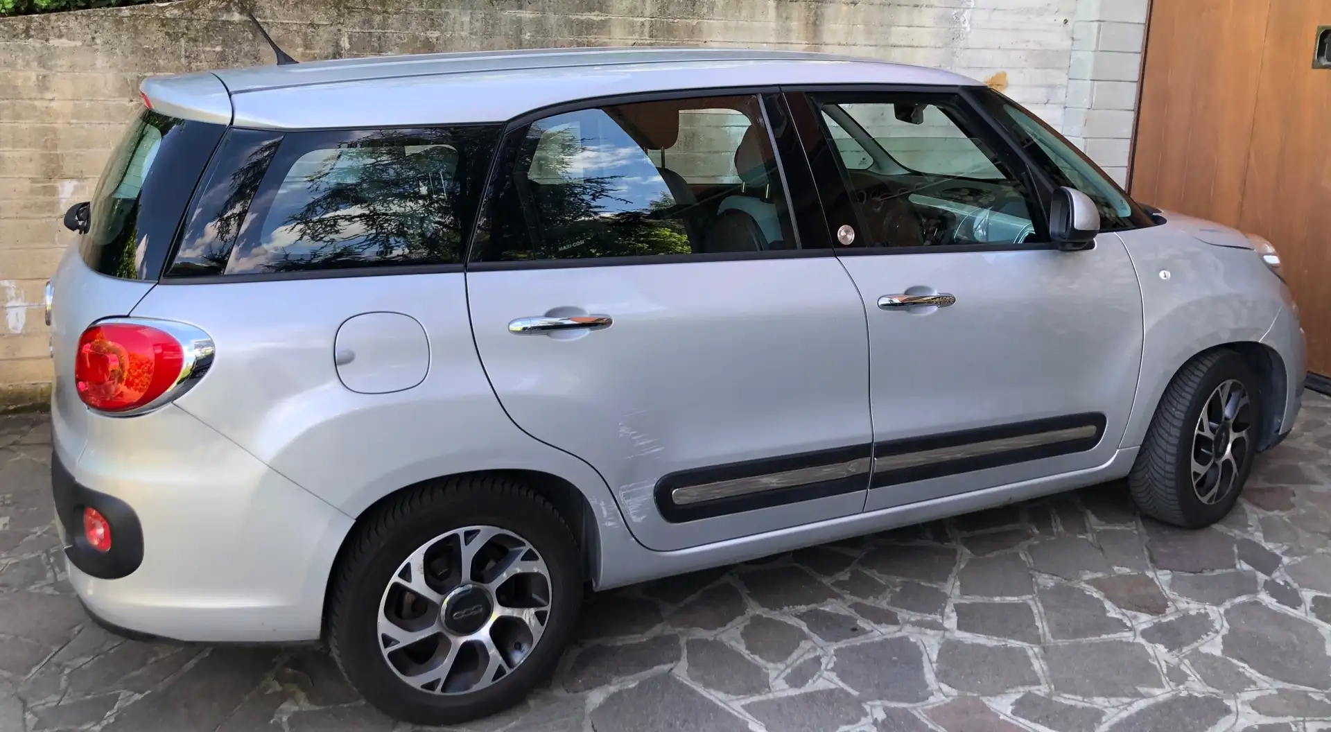 Fiat 500L Wagon 1.3 mjt Lounge 95cv Neopatentati - 1