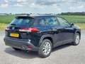 Toyota Corolla Cross 2.0 High Power Hybrid Active NL-auto | rijklaarpri Zwart - thumbnail 3