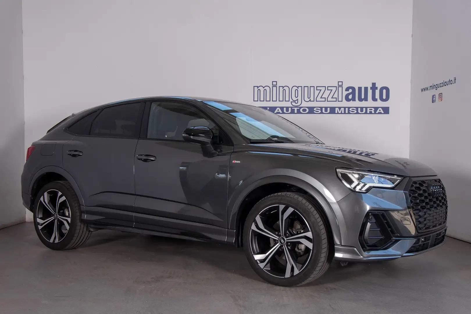 Audi Q3 Sportback 35 tdi S line BLACK EDITION s-tronic Gris - 1