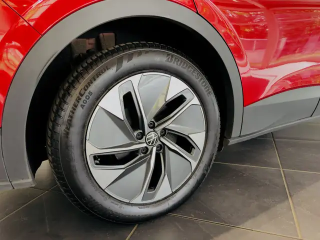 Volkswagen Id.4 view 10