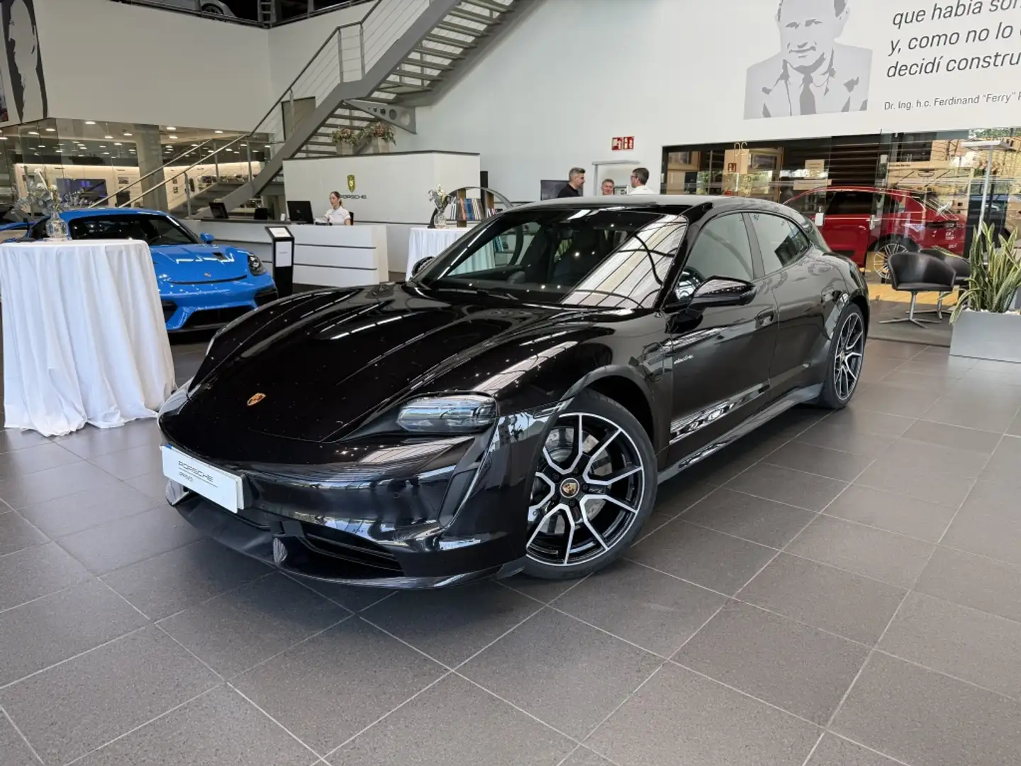 Porsche Taycan Turbo Sport Turismo Noir - 1