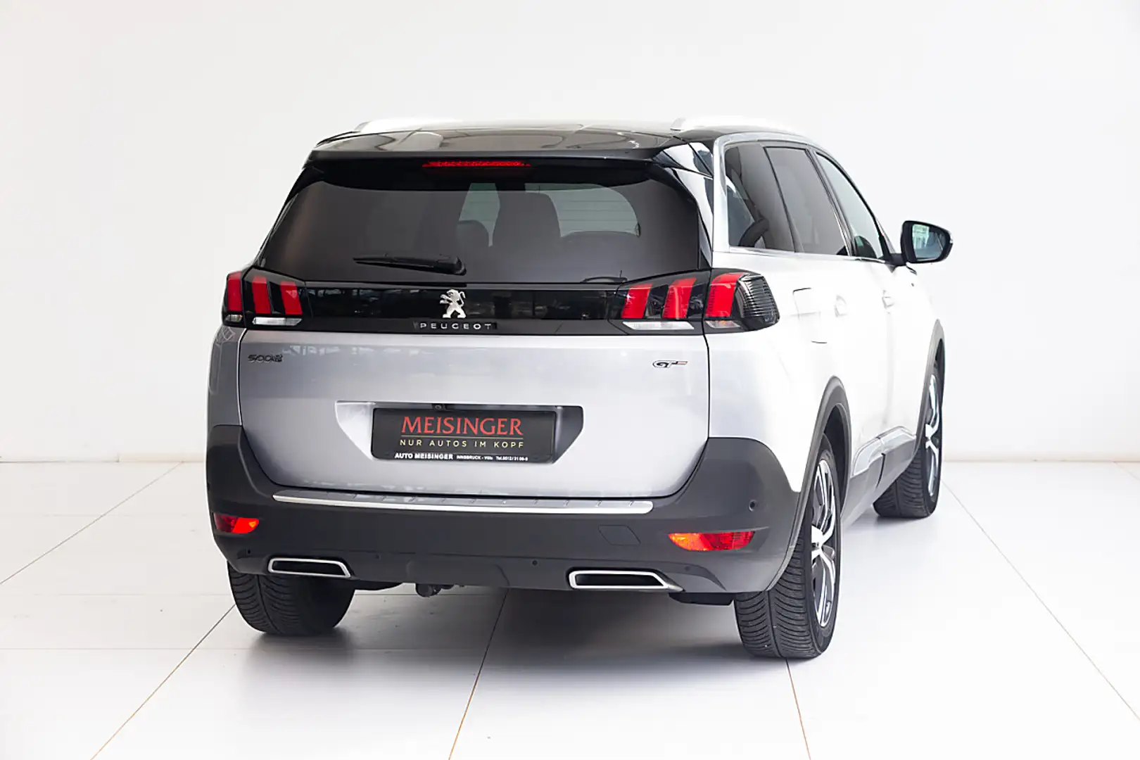 Peugeot 5008 2,0 BlueHDI 180 S&S EAT8 GT Grau - 2