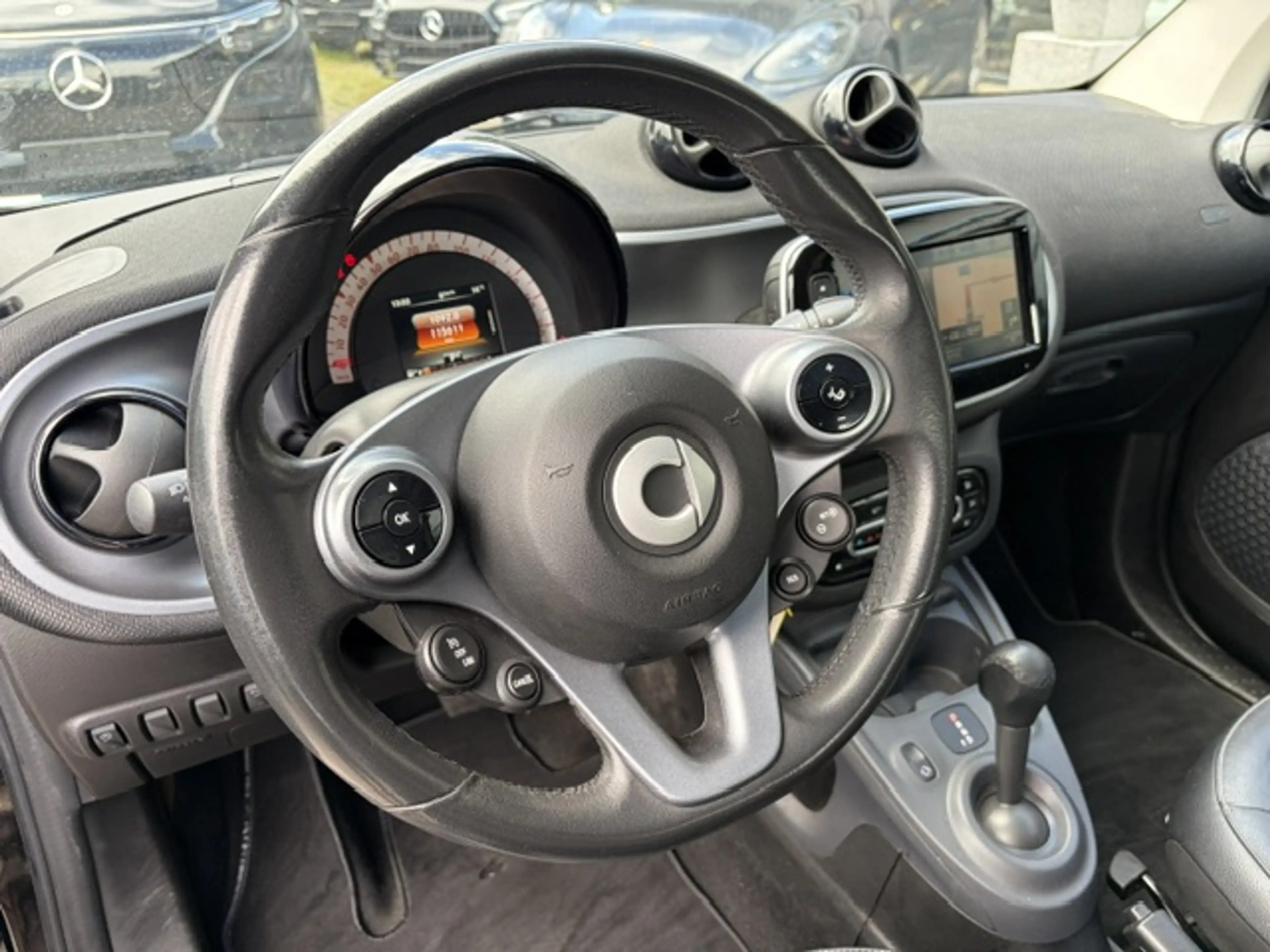 smart forTwo coupe — photo 10