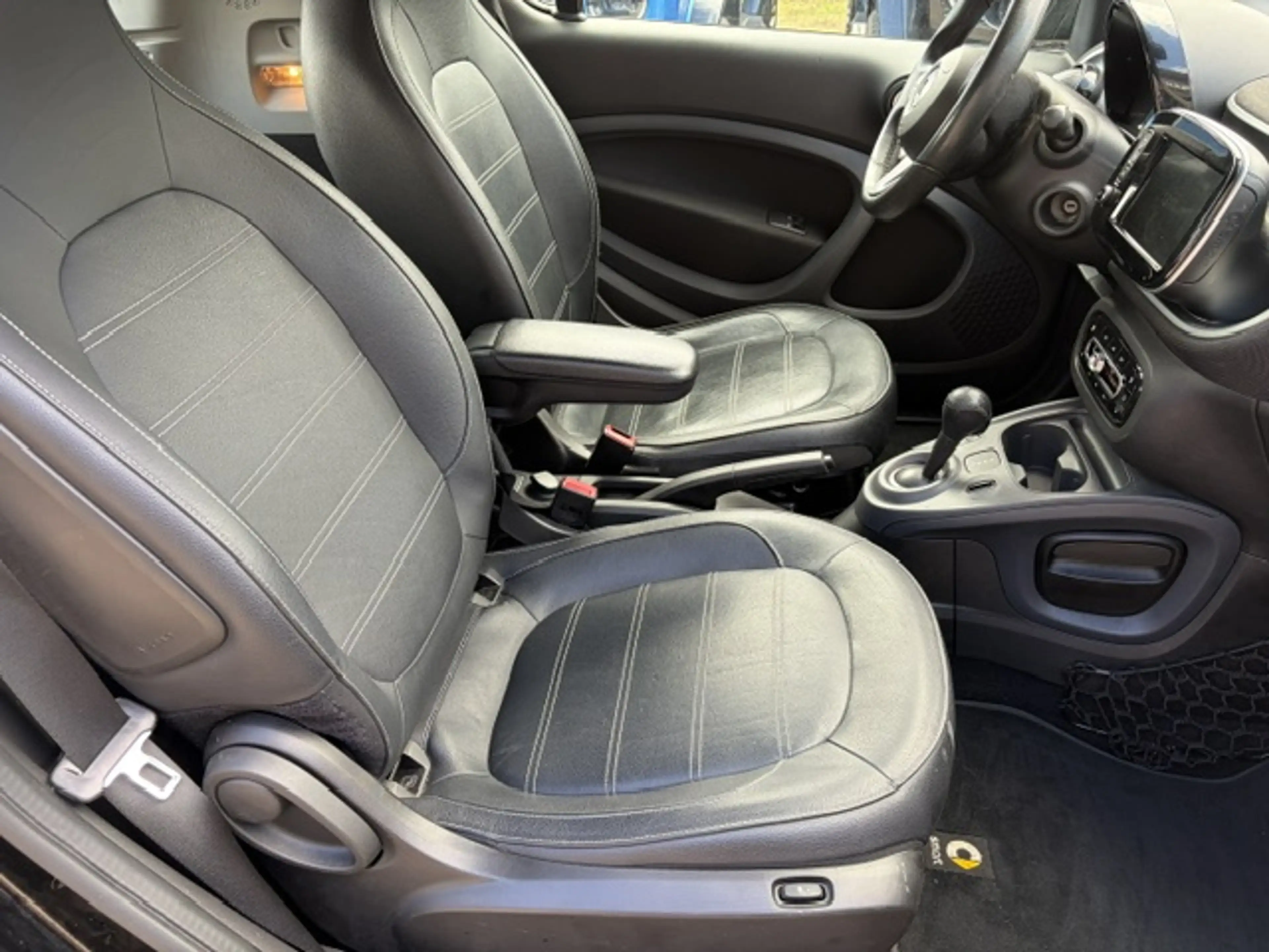 smart forTwo coupe — photo 12