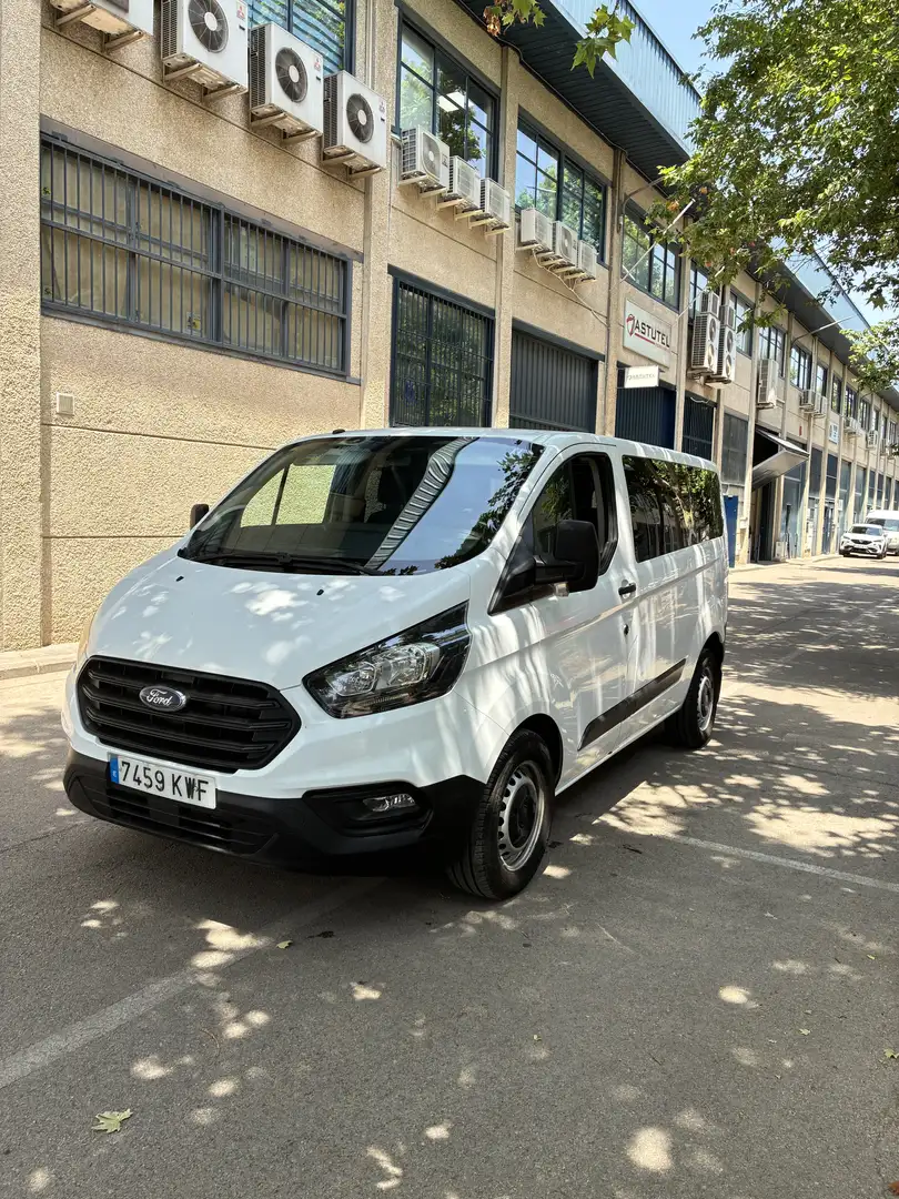 Ford Transit Custom 9 plazas - 2