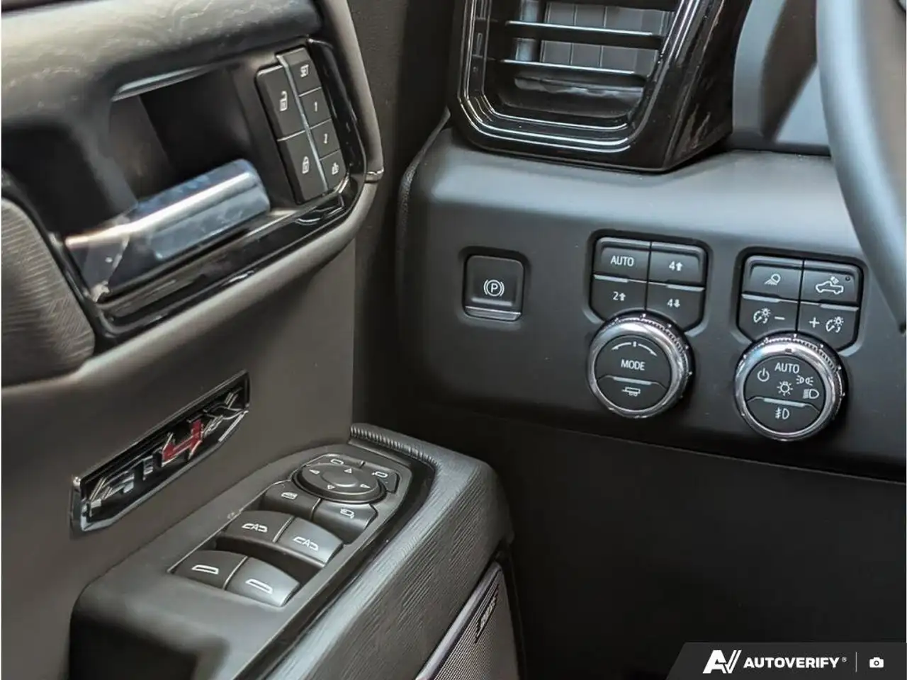 GMC Sierra 1500 fotografie GMC Sierra 1500