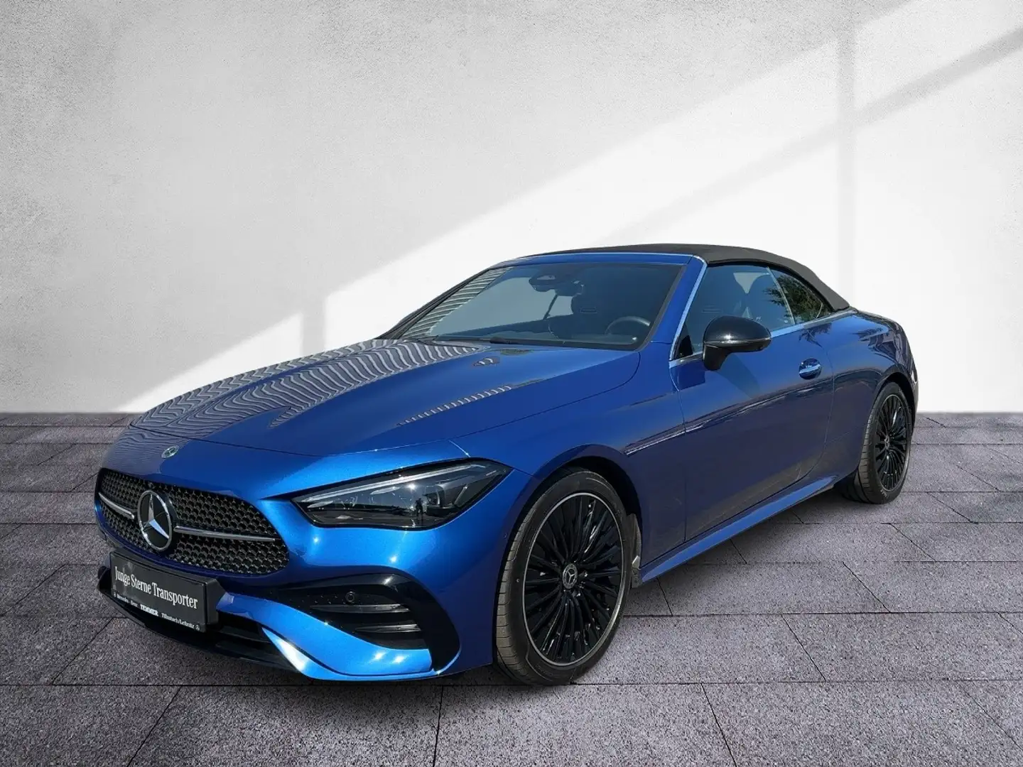 Mercedes-Benz CLE 220 d Cabriolet NP € 92.777 AMG AHV Night Modrá - 2