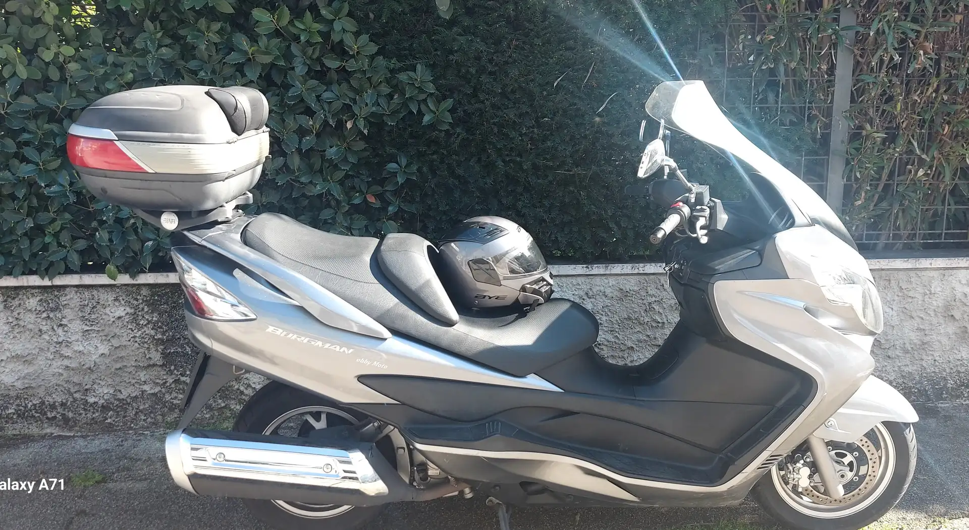 Suzuki Burgman 400 Gri - 1