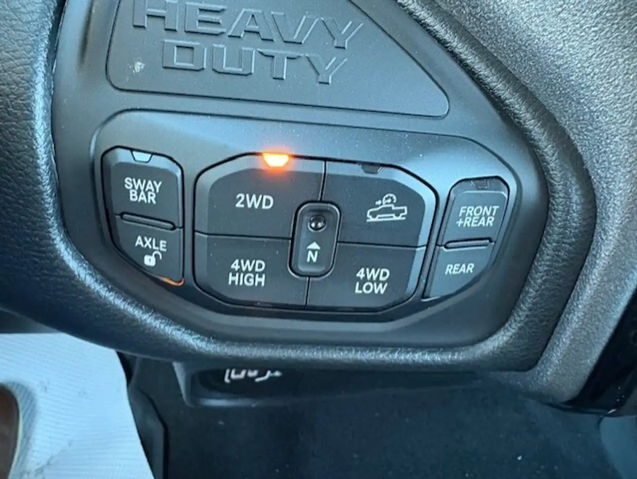 RAM 2500 снимка RAM 2500