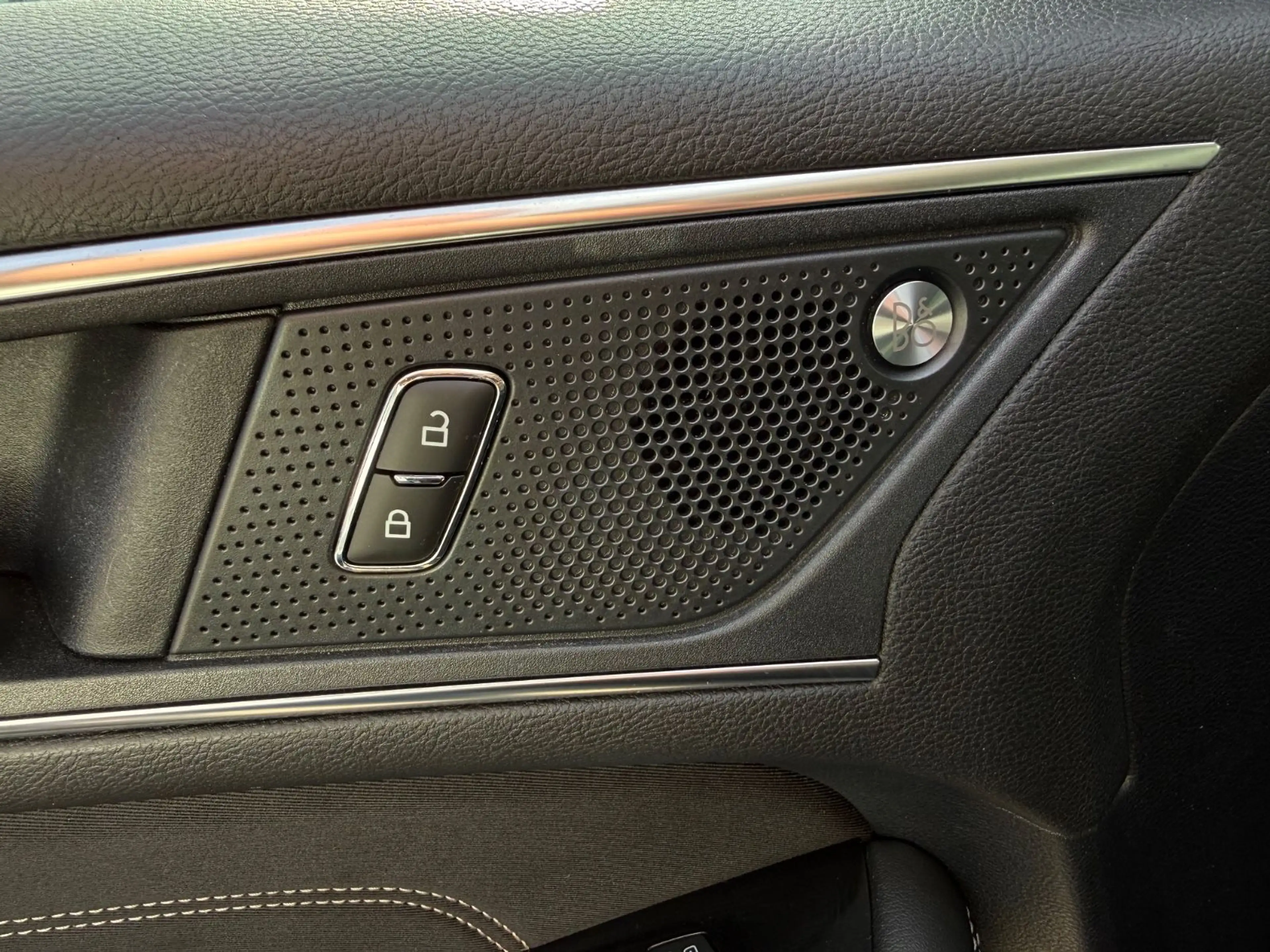 Ford Edge Titanium 4x4 — photo 14