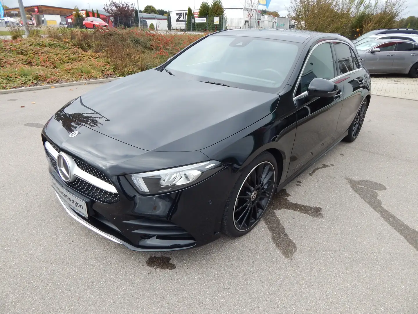 Mercedes-Benz A 180 A 180 (177.084) Schwarz - 1