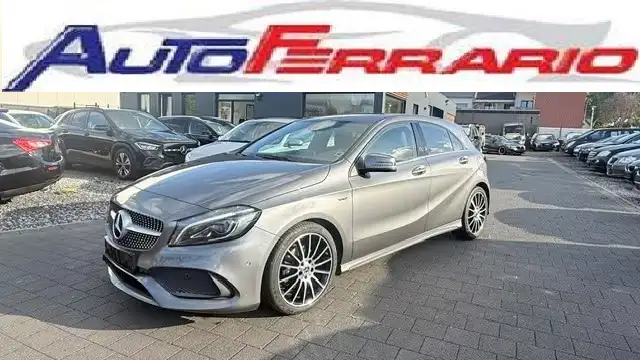 Mercedes-Benz A 180 AMG 18" SENS PARK DOPPI INTERNI ALCANTARA VERSIONE MOTORSPORT AGILITY SELECT SEDILI RISCALDATI NAVY PACHETTO LUCI INTERNO