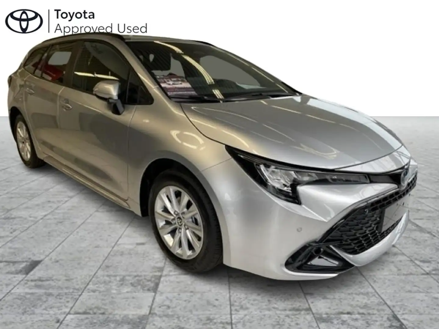 Toyota Corolla Dynamic & Business pack + Navi Corolla Touring Spo Ezüst - 1