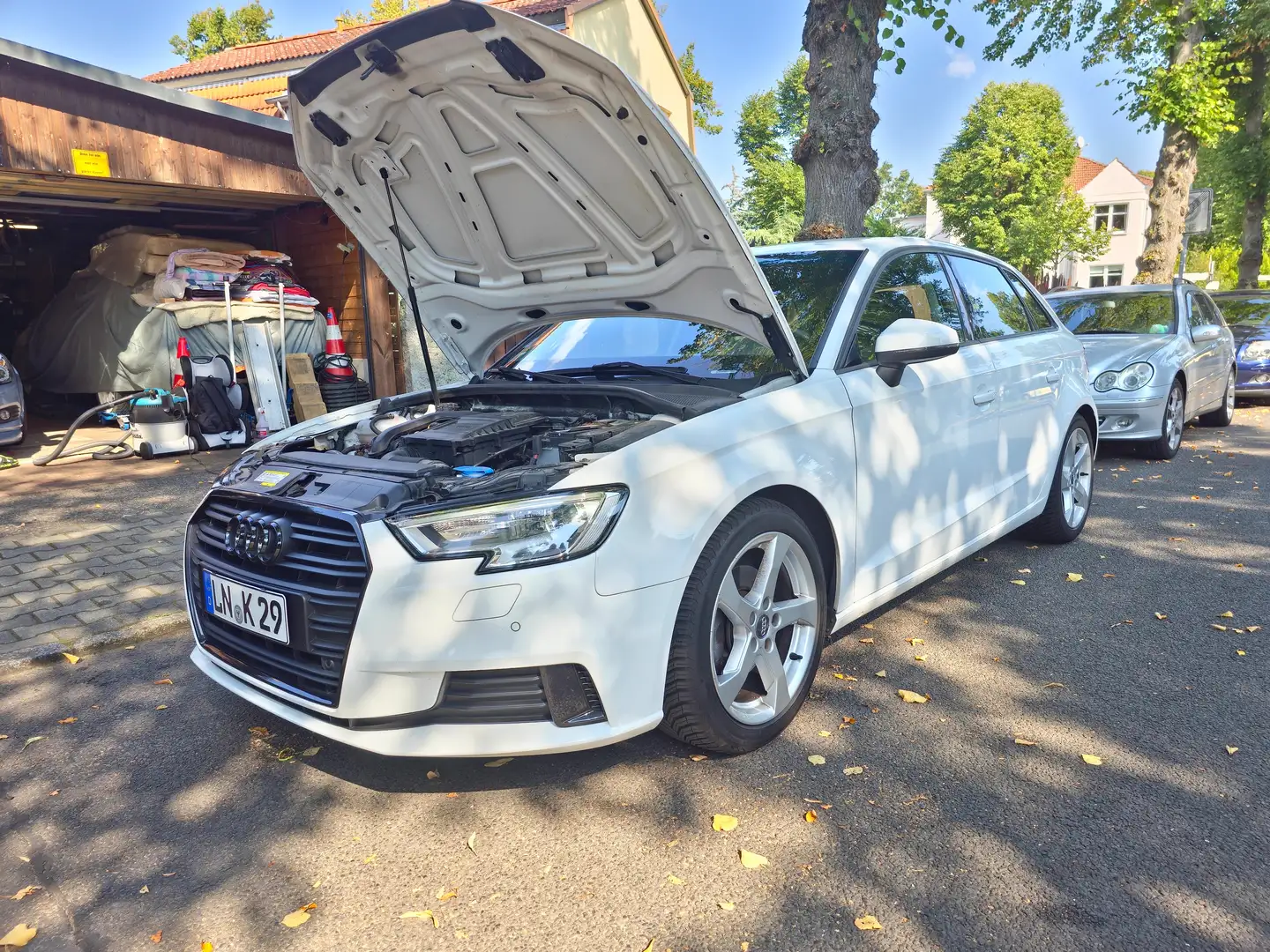 Audi A3 sport Weiß - 2