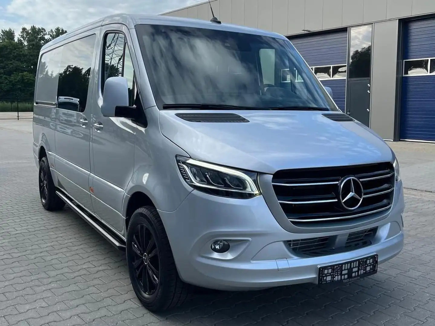 Mercedes-Benz 300 Sprinter 319 luxe dubbelcabine. BPM vrij! Срібний - 2