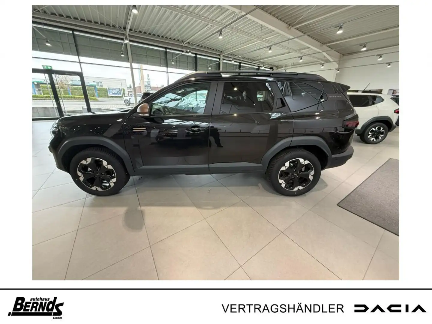 Dacia Bigster TCe 130 4x4 Extreme NAVI 360°KAM SHZ PANO GJR LHZ Schwarz - 2