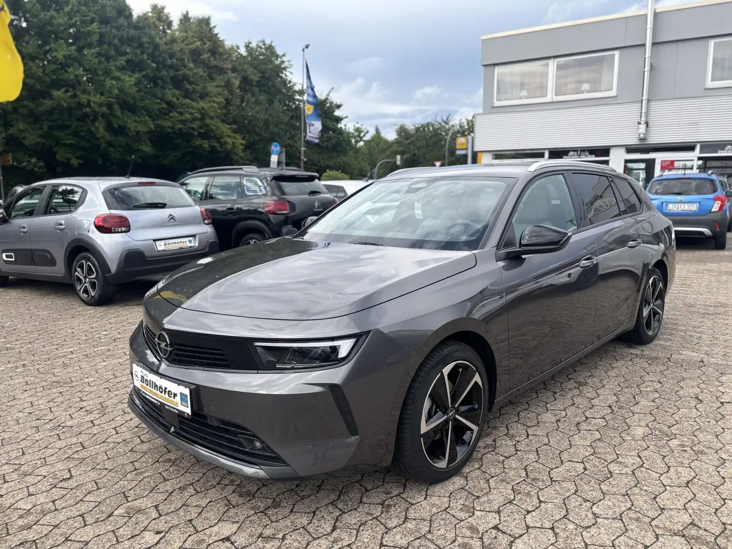 Opel Astra ST Elegance NAVI/PDC V+H+CAM/KlimaAT/Keyless Grau - 1