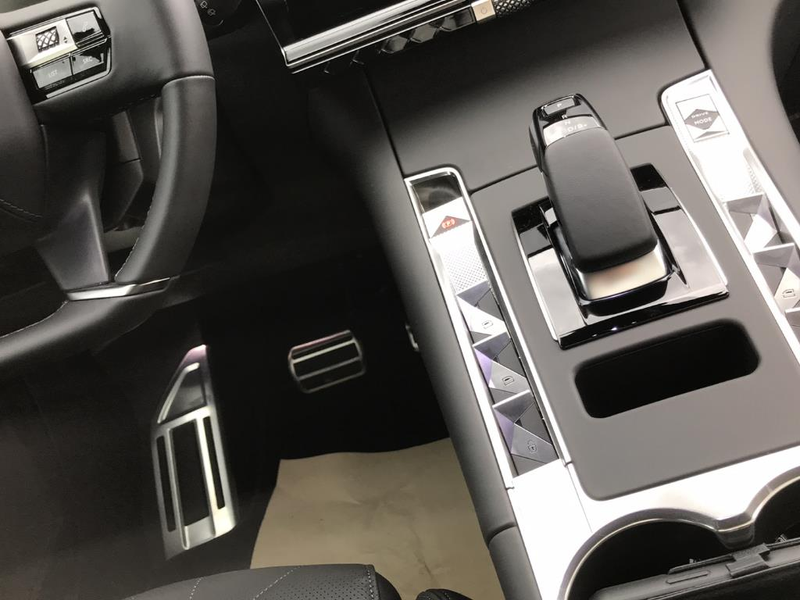 DS Automobiles DS 7 Crossback E-Tense 4x4 Ligne Noire — photo 15