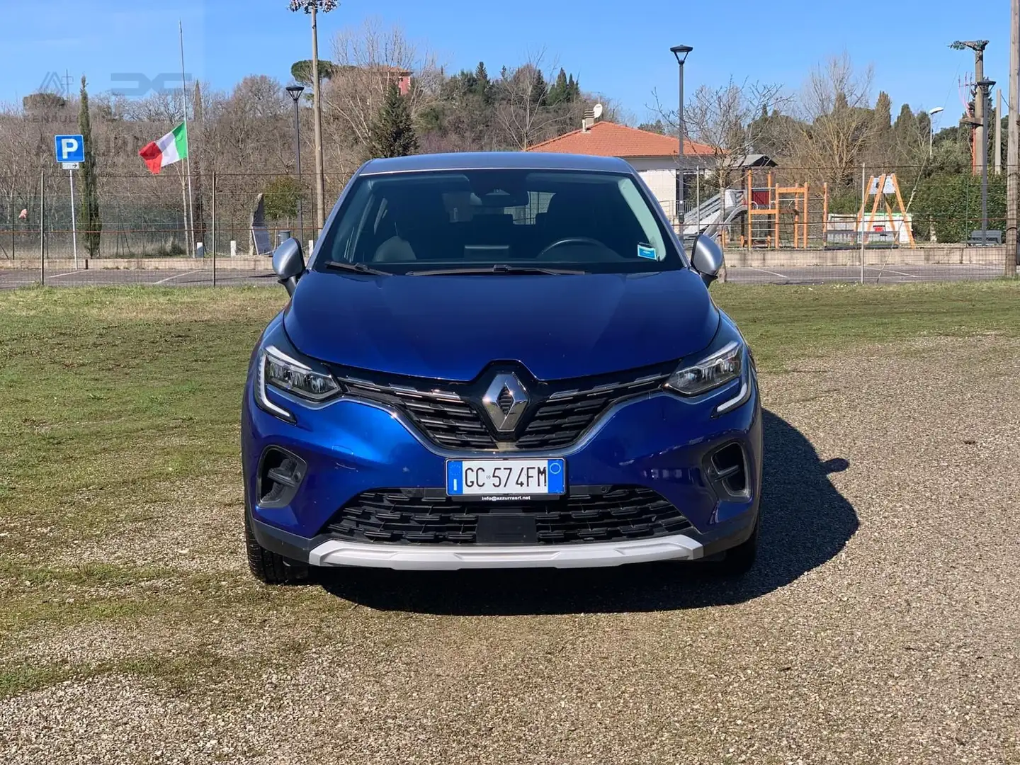 Renault Captur 1.6 PHEV E-TECH 160cv INTENS Blau - 2