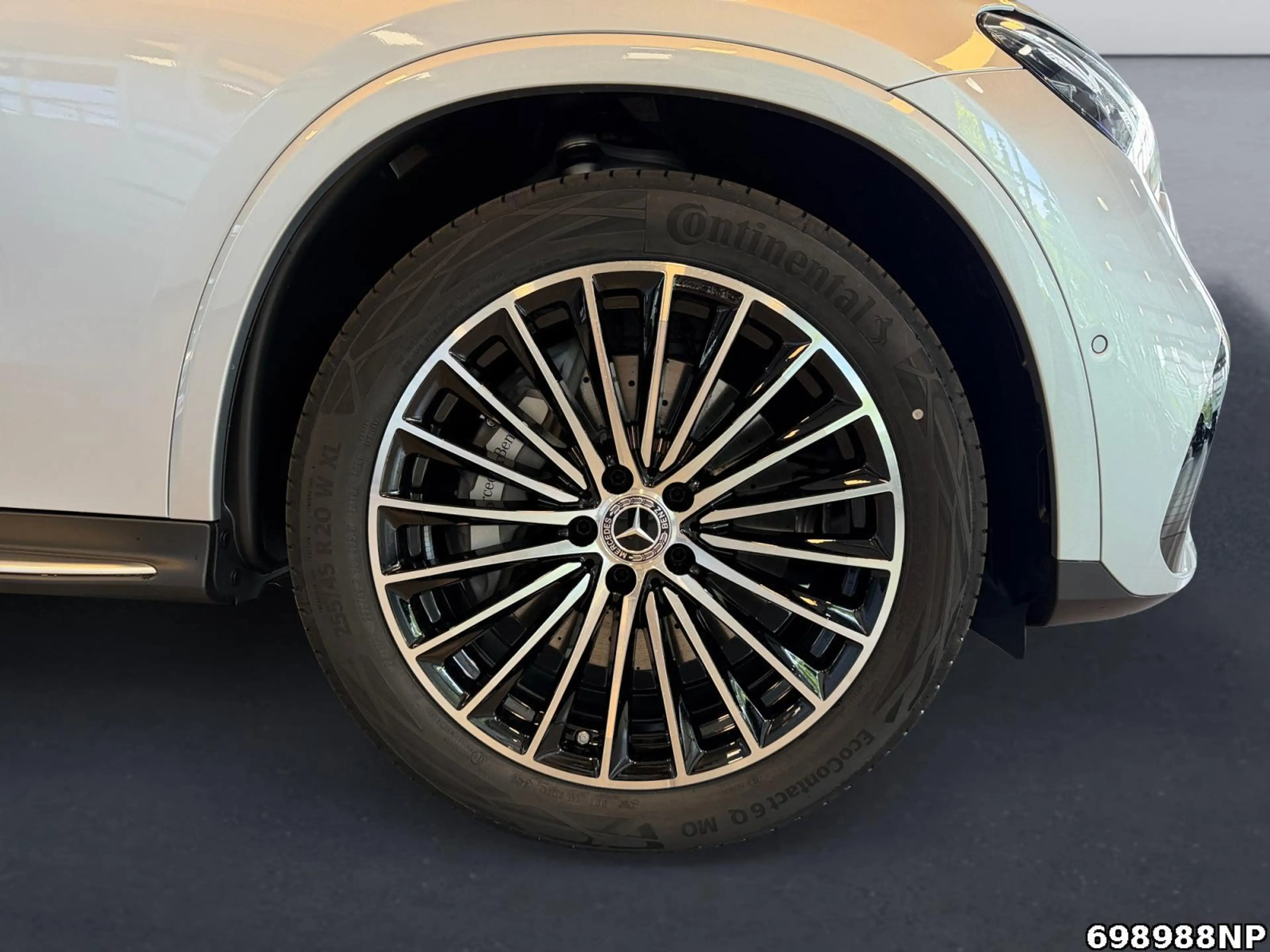 Mercedes-Benz GLC 220 d 4MATIC EDITION+PANO+AHK+360°+20"+ — photo 5