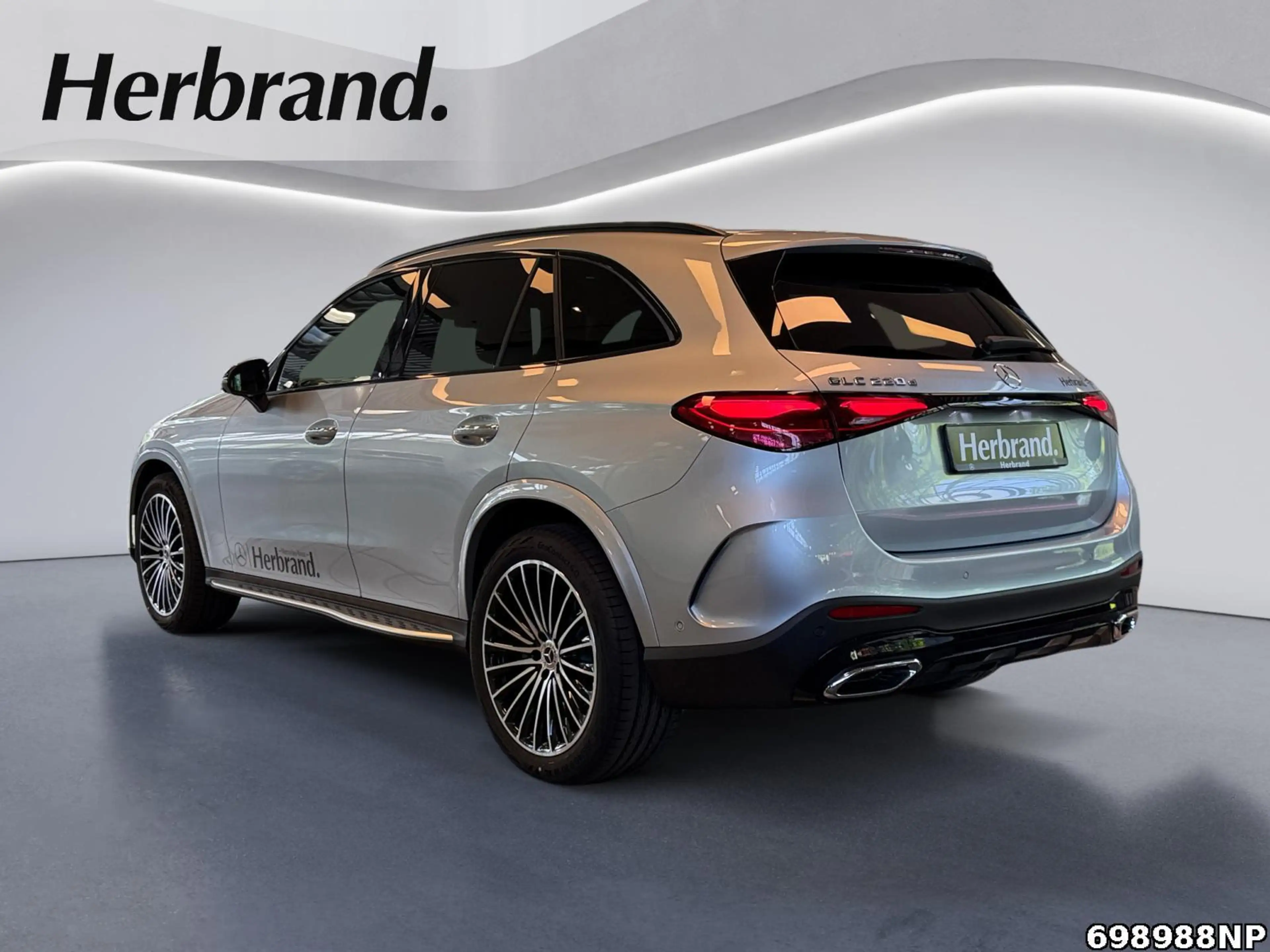 Mercedes-Benz GLC 220 d 4MATIC EDITION+PANO+AHK+360°+20"+ — photo 4