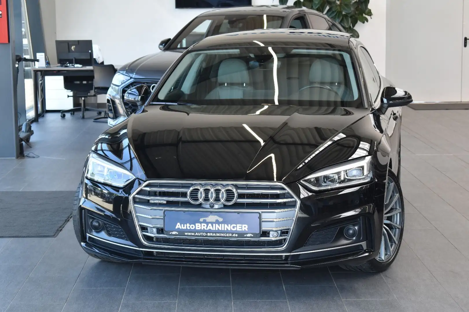 Audi A5 Sportb 40TDI Quattro S-Line LED~OpSky~Virutal Schwarz - 1