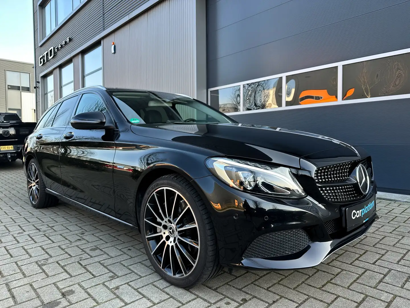 Mercedes-Benz C 350 Estate e Business Solution AMG Zwart - 2