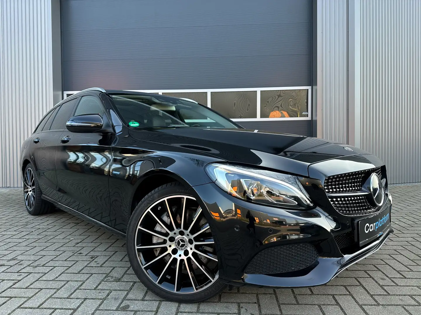 Mercedes-Benz C 350 Estate e Business Solution AMG Zwart - 1