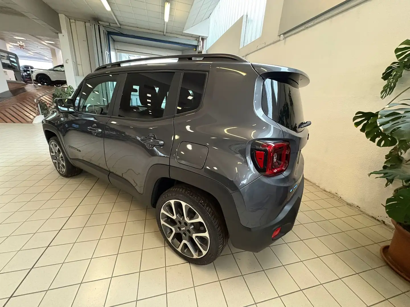 Jeep Renegade Renegade GPL 1.3 t4 phev 80th Anniversary 4xe at6 Grigio - 2