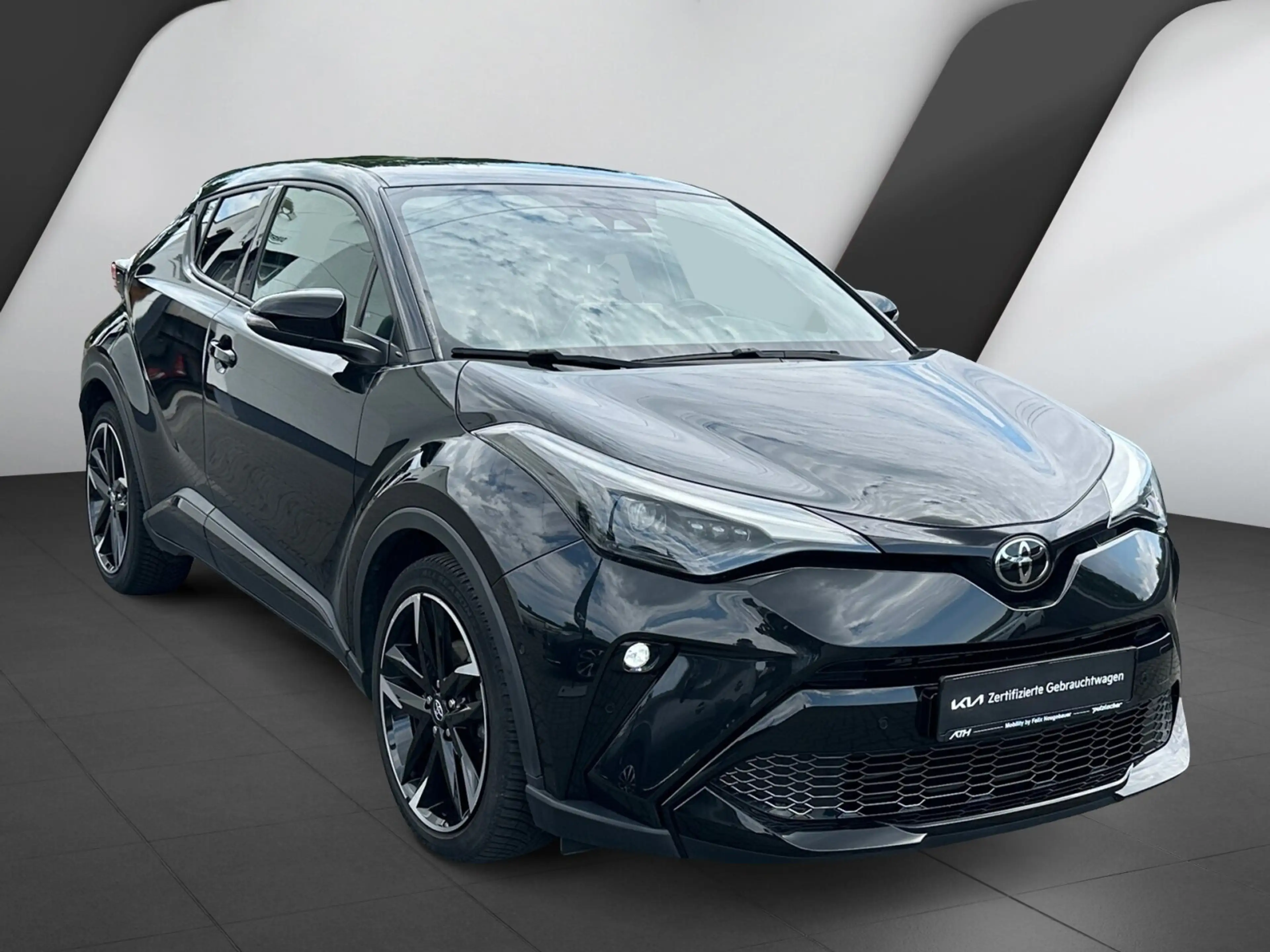 Toyota C-HR+ C-HR 2.0 Hybrid GR Black Edition Navigation Navi — photo 4