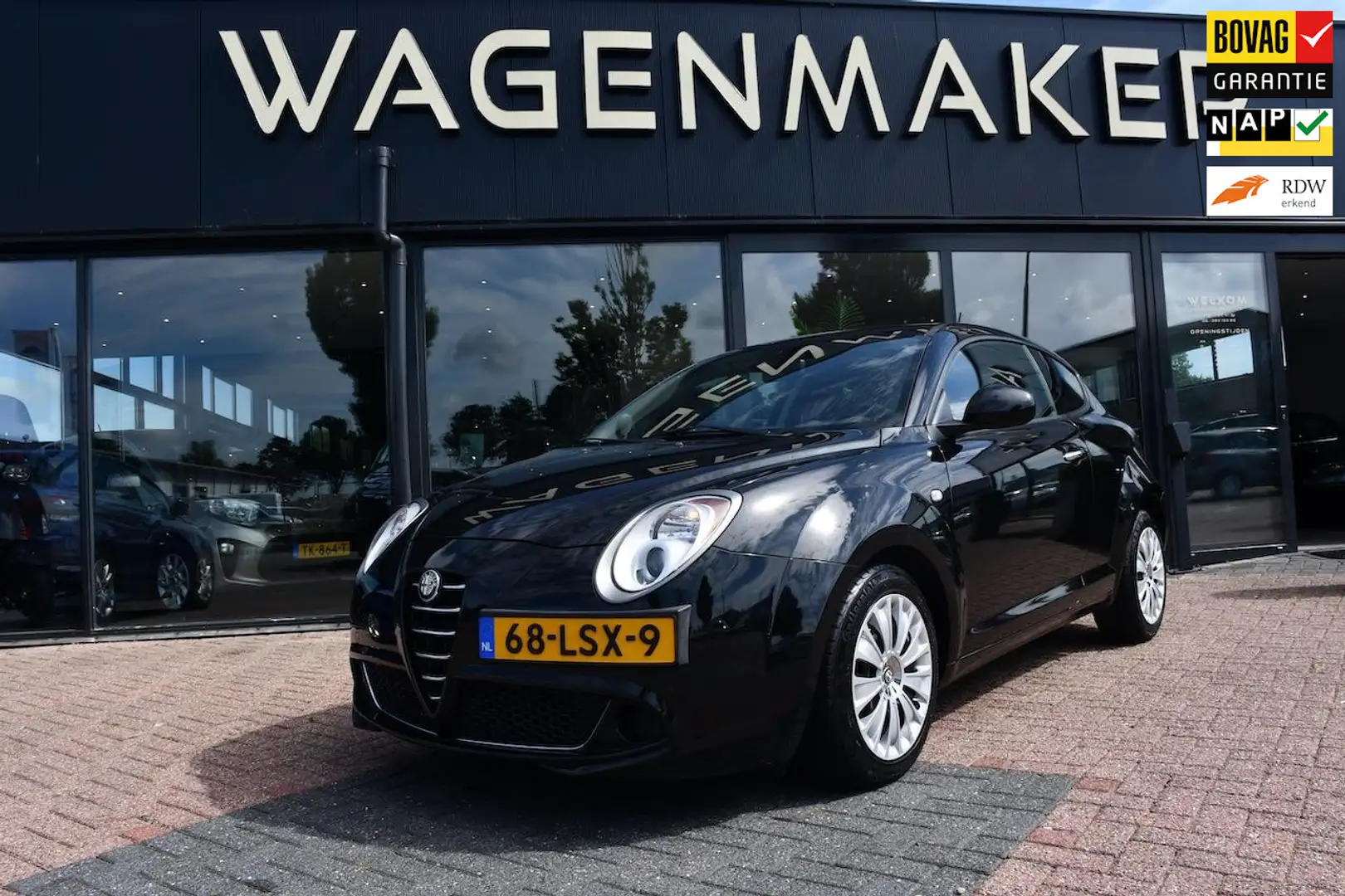 Alfa Romeo MiTo 1.4 Progression Airco|Elektrisch pak|DealerOH Zwart - 1