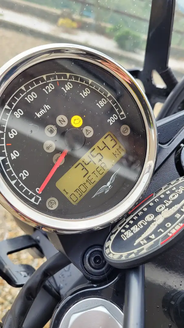 Moto Guzzi V 7 iii night Negru - 2