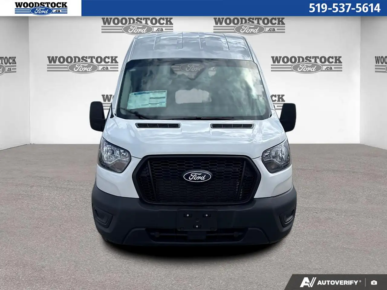 Ford Transit Cargo Van снимка Ford Transit Cargo Van