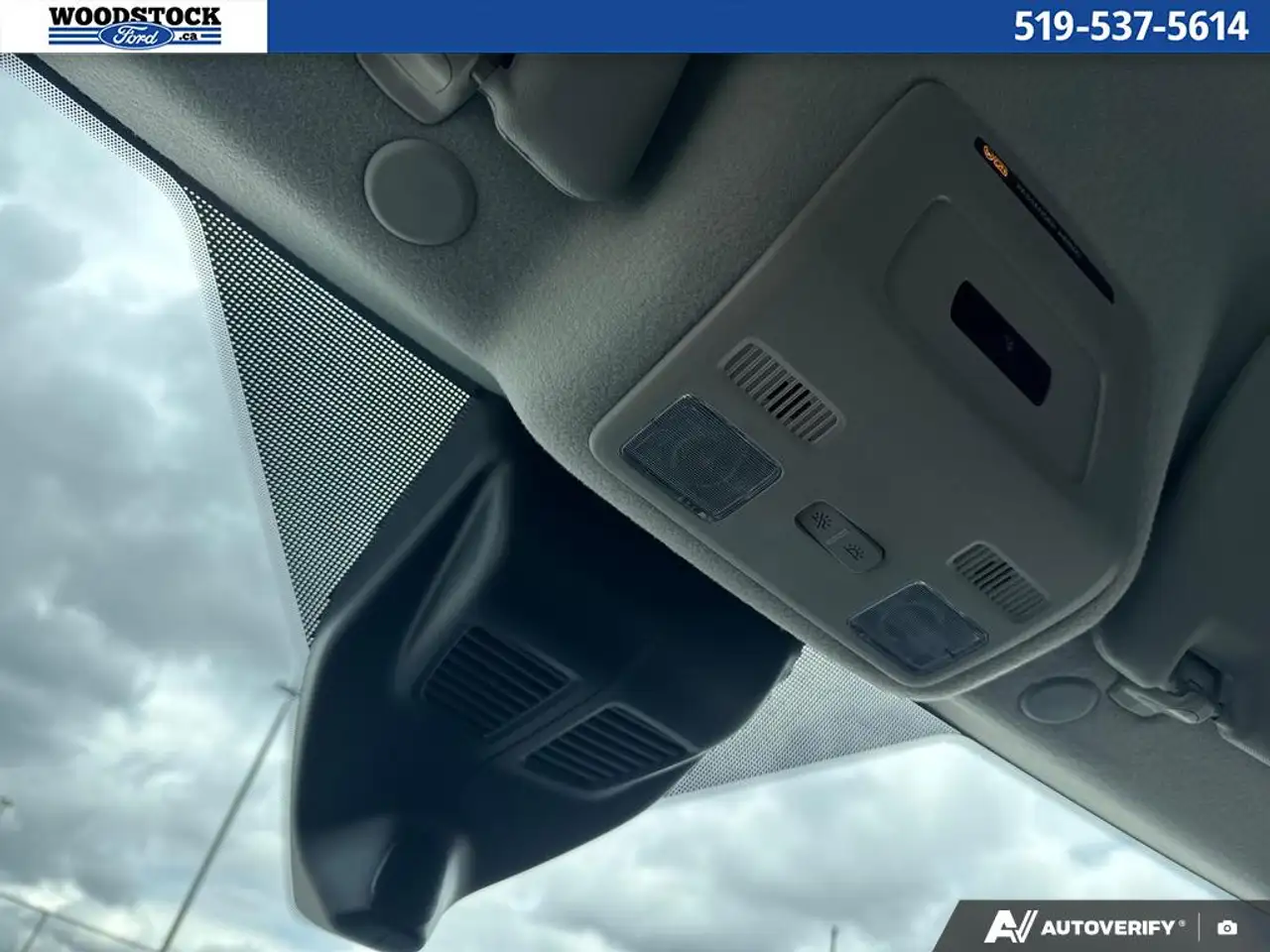 Ford Transit Cargo Van снимка Ford Transit Cargo Van