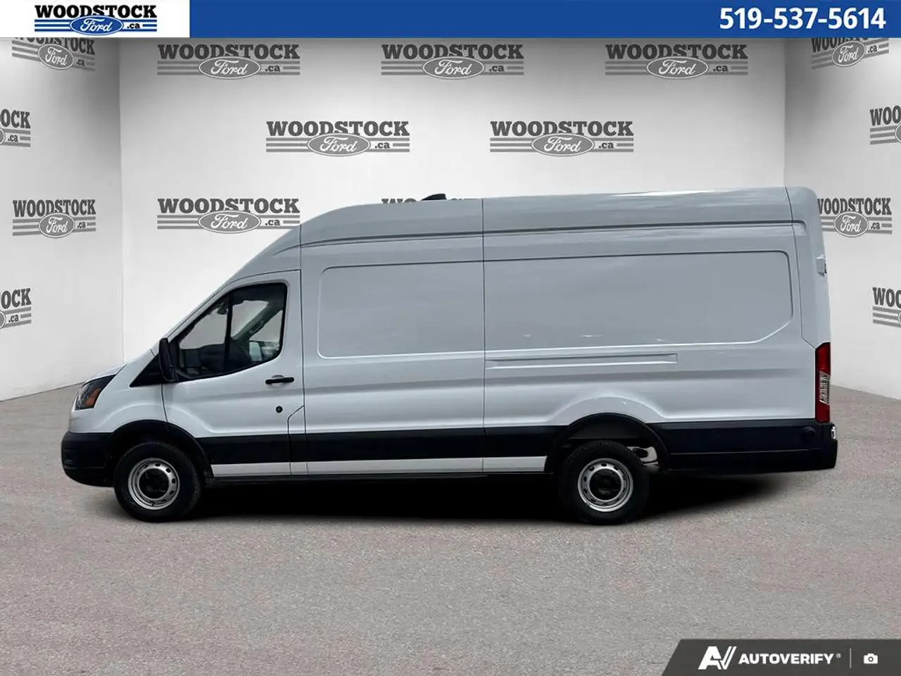 Ford Transit Cargo Van снимка Ford Transit Cargo Van