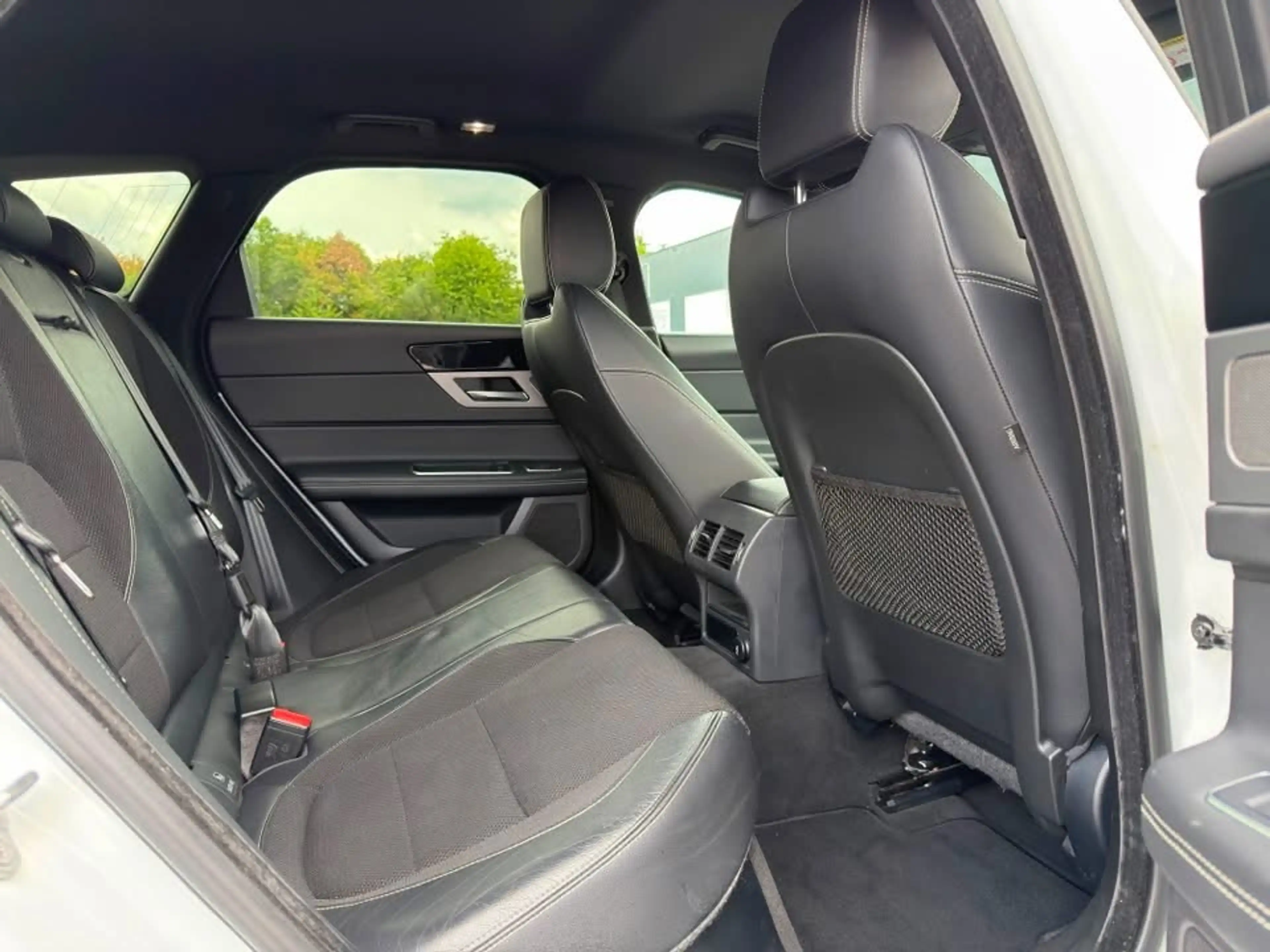 Jaguar XF XF Sportbrake 2.0 D Business Edition R-Sport GARANTIE – XENON – CAMERA – ZEER NETTE WAGEN — photo 14