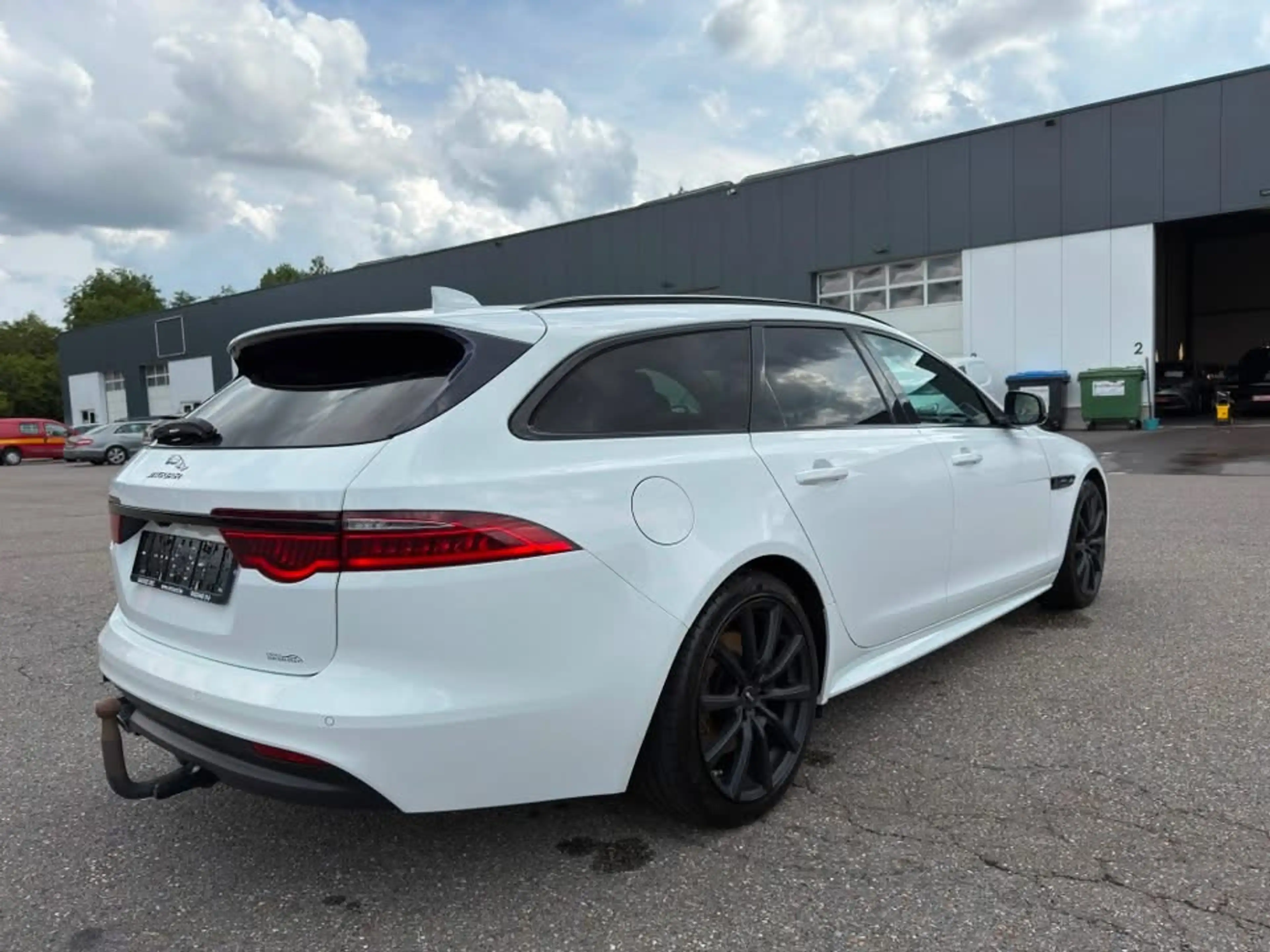 Jaguar XF XF Sportbrake 2.0 D Business Edition R-Sport GARANTIE – XENON – CAMERA – ZEER NETTE WAGEN — photo 10