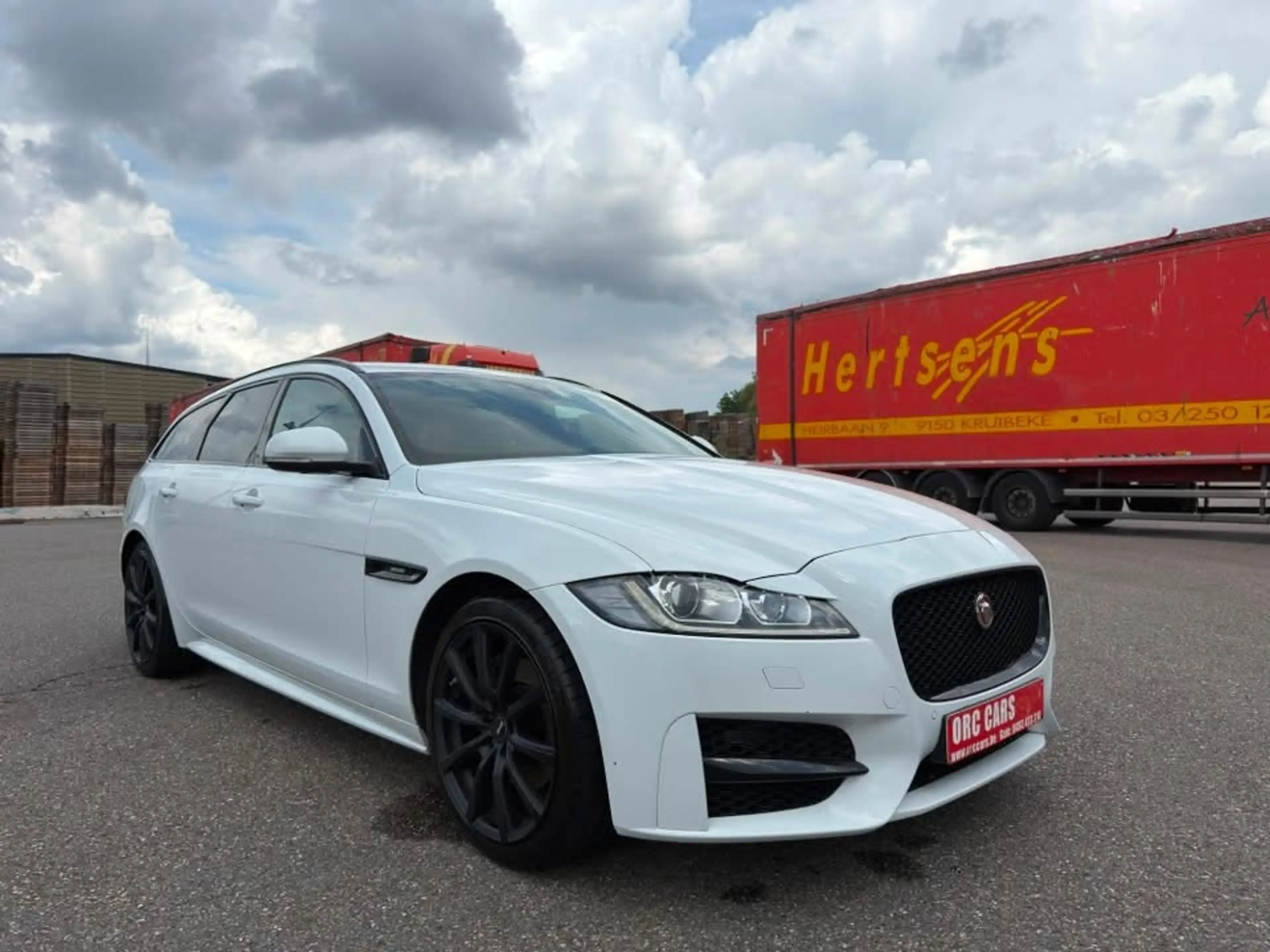 Jaguar XF XF Sportbrake 2.0 D Business Edition R-Sport GARANTIE – XENON – CAMERA – ZEER NETTE WAGEN — photo 3