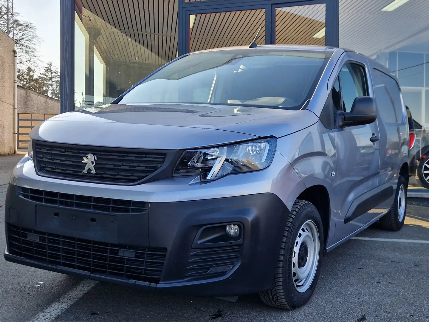 Peugeot Partner 1.5 BlueHDi L1 STD Light S/S (EU6.4) Gris - 1