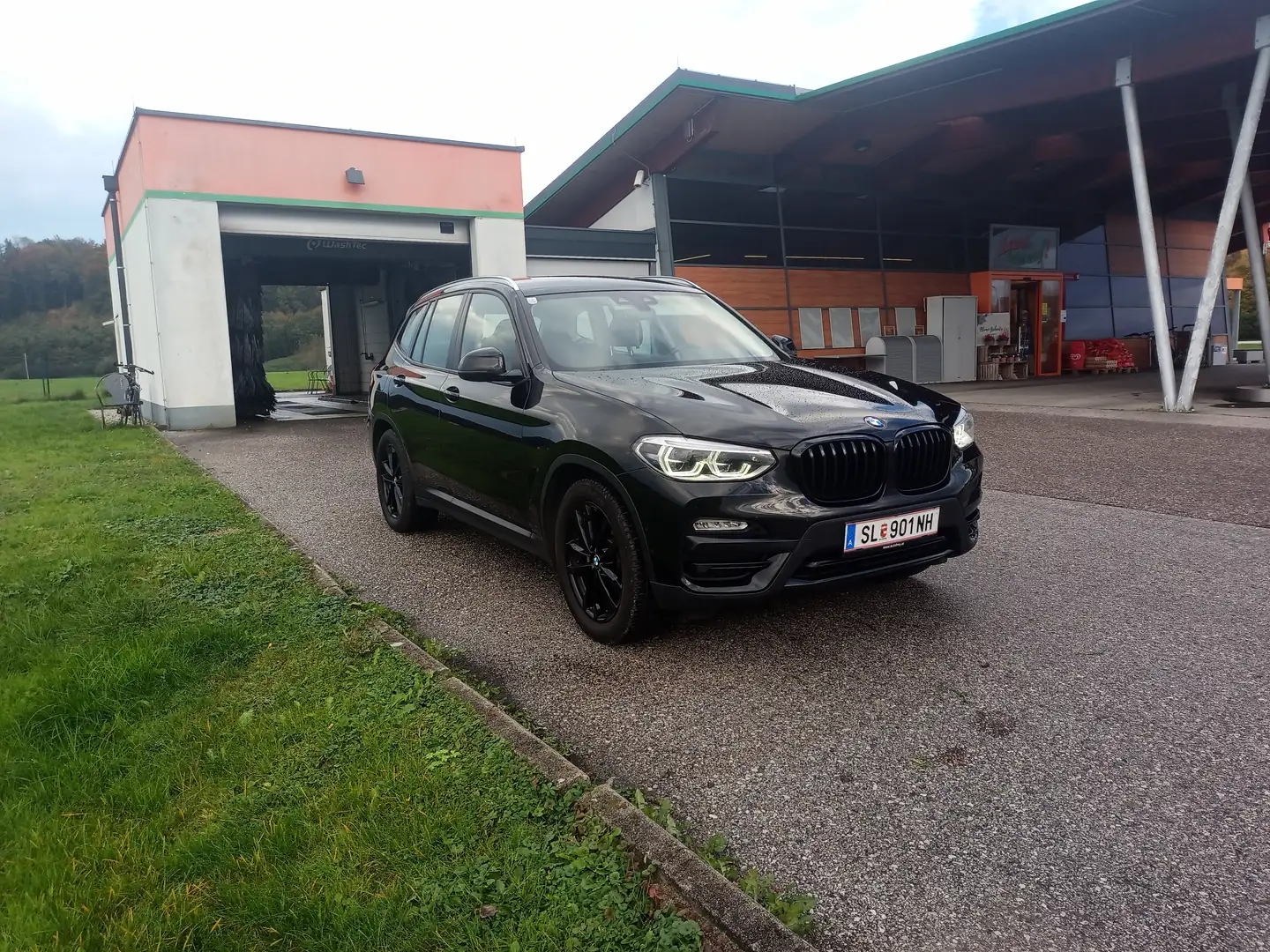BMW X3 X3 sDrive 18d Advantage RFK LED NAVI Schwarz - 2
